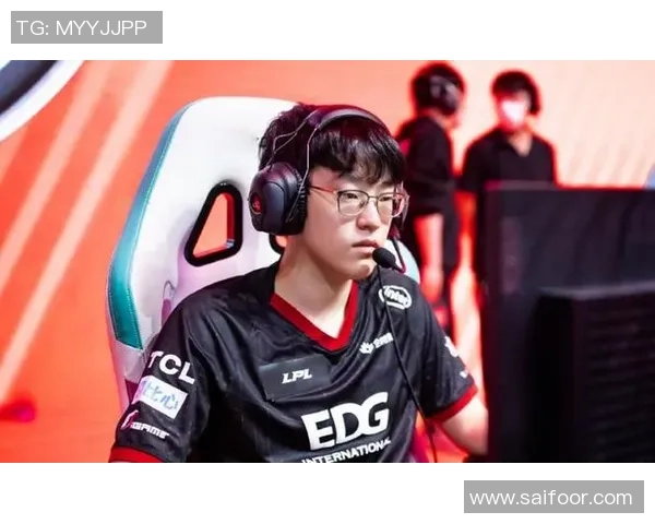 EDG战队个人能力引发热议玩家表现与团队协作的深度分析 EDG战队个人能力引发热议玩家表现与团队协作的深度分析
