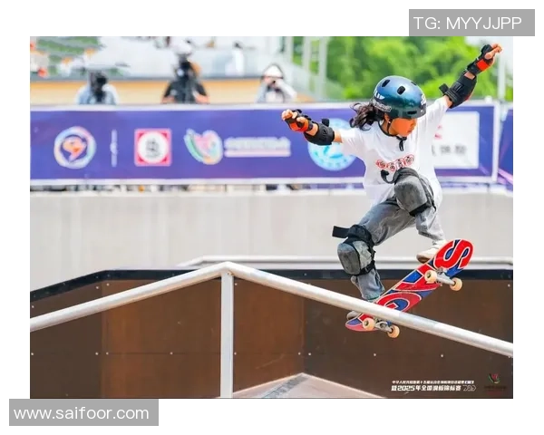 重庆滑板队在极限运动联赛中以66分稳居积分榜首位 重庆滑板队在极限运动联赛中以66分稳居积分榜首位